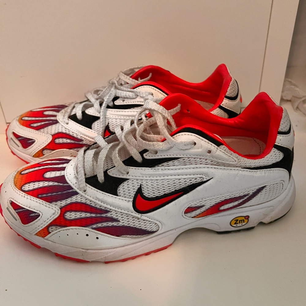 Supreme X Zoom Streak Spectrum Plus “Habanero Red”